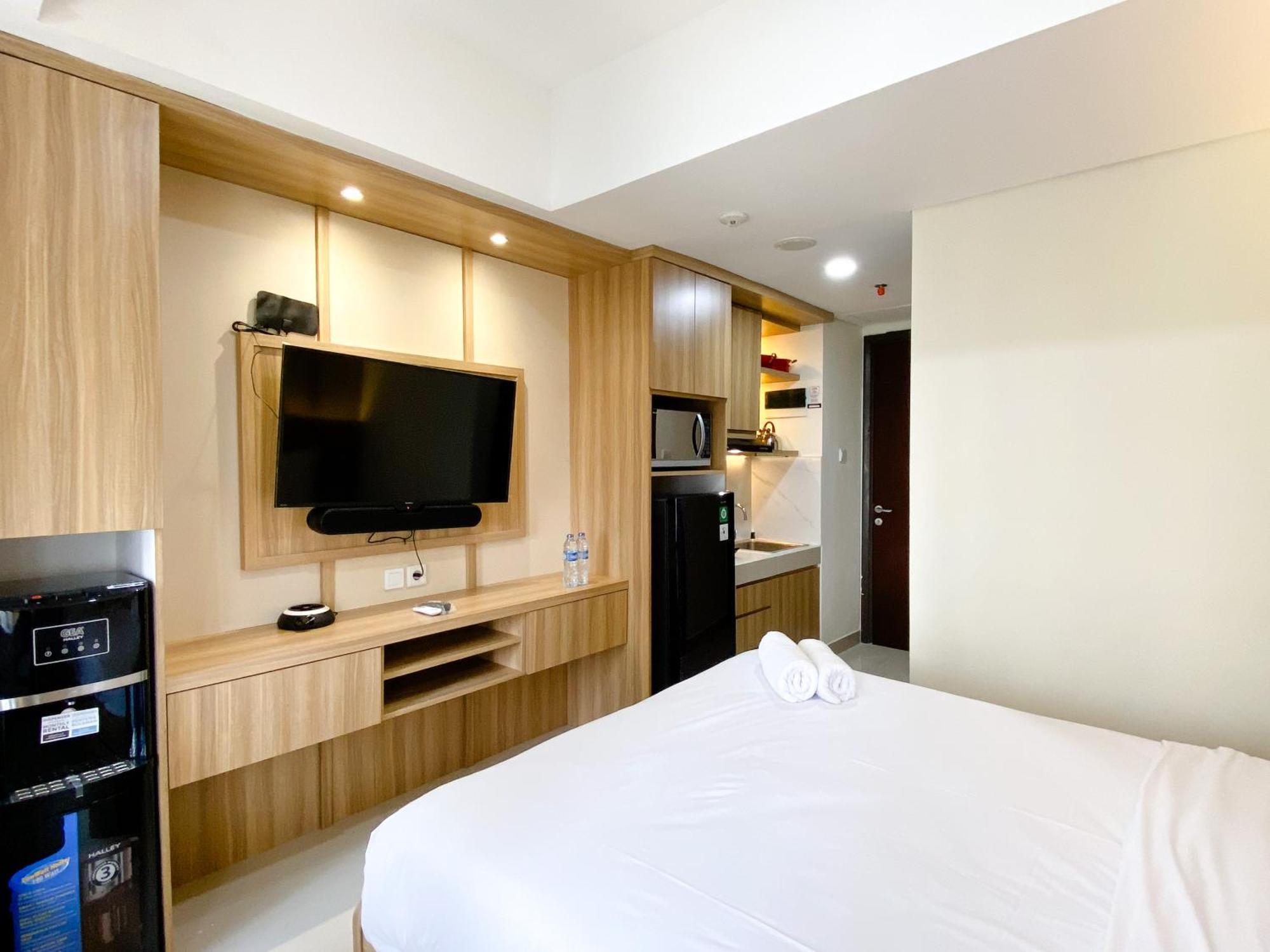 Cozy And Homey Studio Room Pollux Chadstone Apartment By Travelio Cikarang Luaran gambar